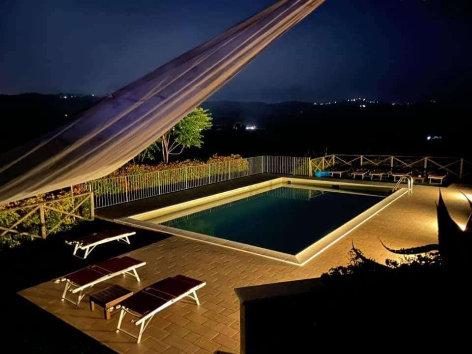 Country-House Pecora Nera Guest House Mosciano SantʼAngelo Екстериор снимка